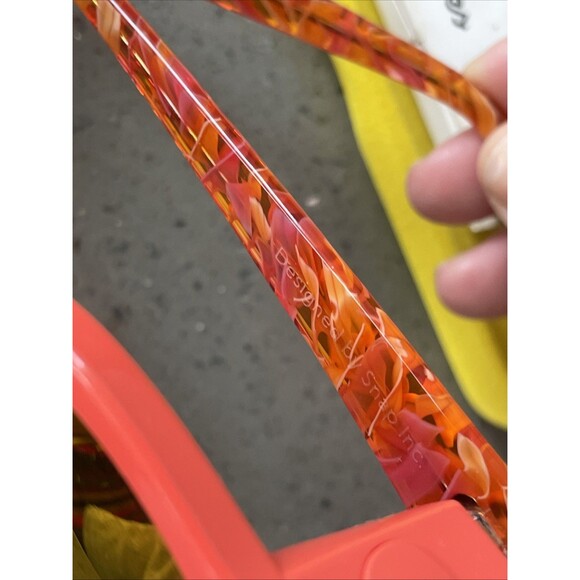 Coral Snapchat Spectacles v1 complete w case and cord turns on - Picture 7 of 11